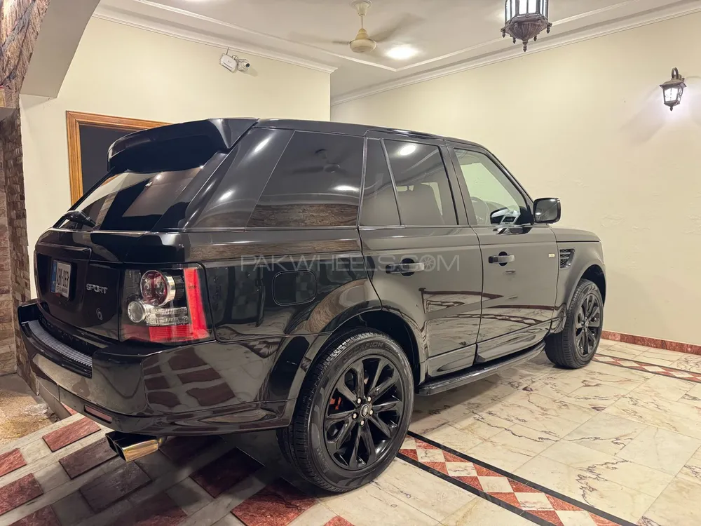 Range Rover Sport 2010 for Sale in Lahore Image-1
