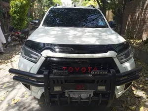 Toyota Hilux Revo V Automatic 2.8 2021 for Sale