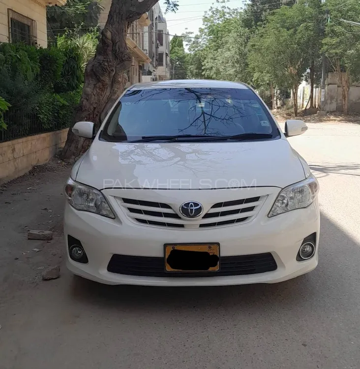 Toyota Corolla 2013 for Sale in Karachi Image-1