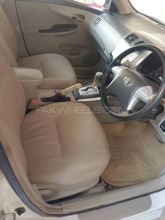 Toyota Corolla 2014 for Sale in Mardan Image-1
