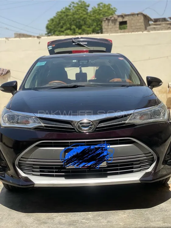 Toyota Corolla Fielder 2018 for Sale in Karachi Image-1