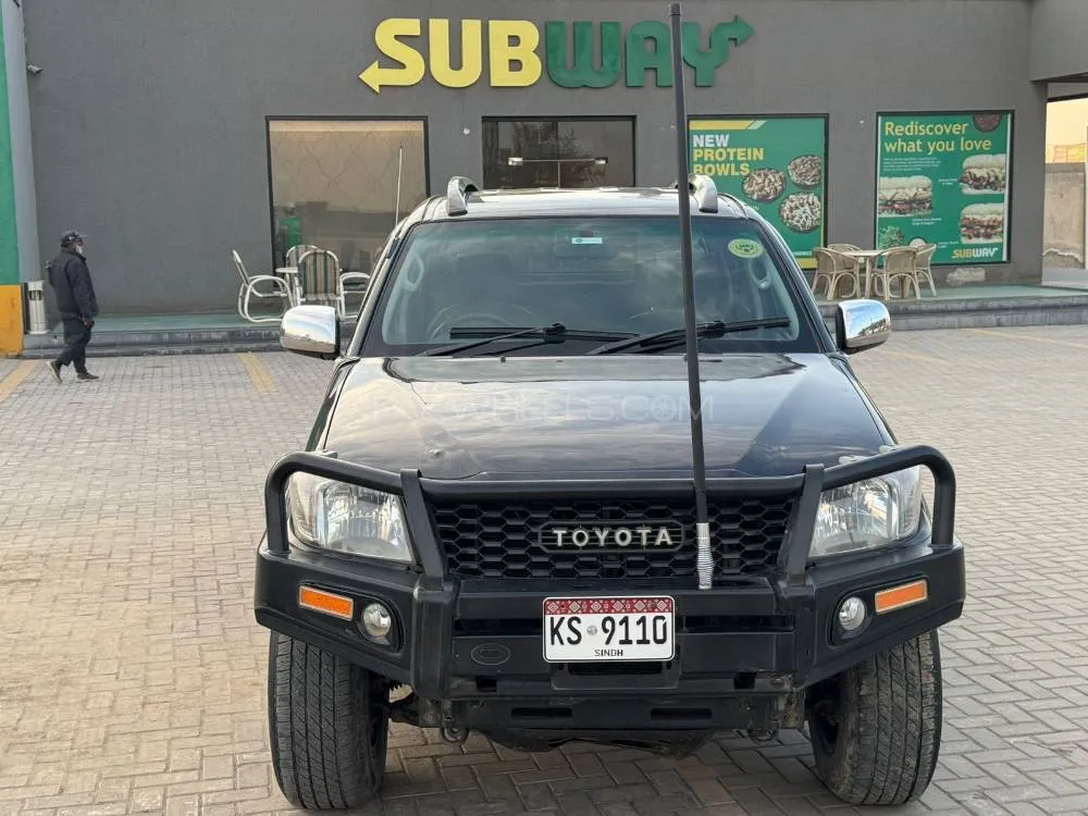 Toyota Hilux 2010 for Sale in Sahiwal Image-1