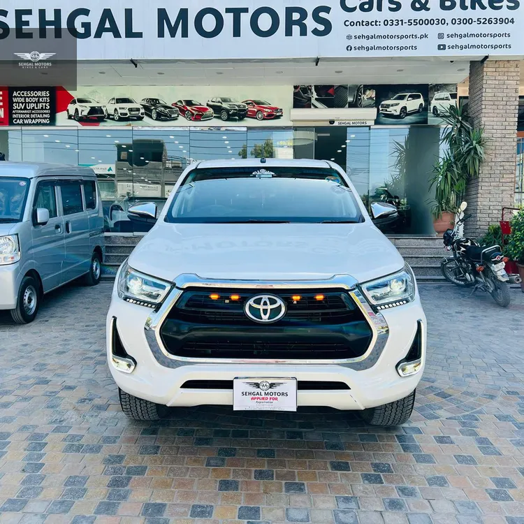 Toyota Hilux 2022 for Sale in Islamabad Image-1