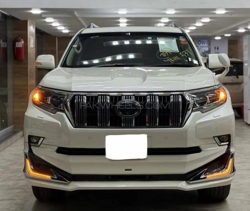 Toyota Prado 2019 for Sale in Lahore Image-1