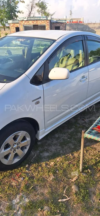 Toyota Prius 2007 for Sale in Peshawar Image-1
