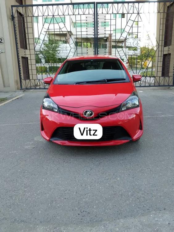 Toyota Vitz 2015 for Sale in Rawalpindi Image-1
