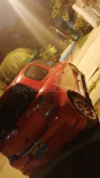 Toyota Vitz 1999 for Sale in Karachi Image-1
