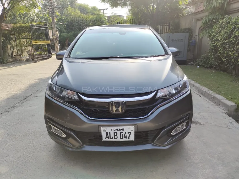 Honda Fit 2017 for Sale in Gujranwala Image-1