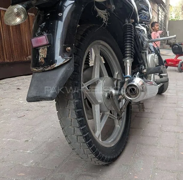 سوزوکی GS 150 SE 2017 for Sale سوزوکی GS 150 SE 2017 for Sale Image-8