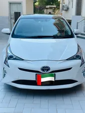 Toyota Prius S 2018 for Sale