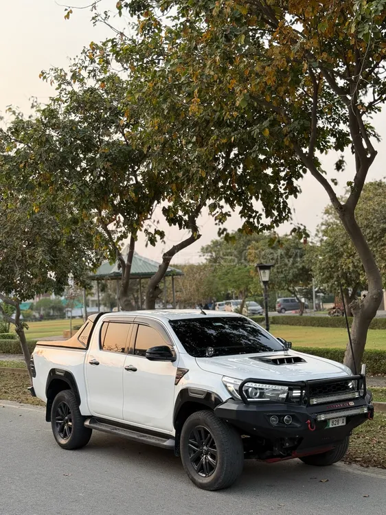 Toyota Hilux 2017 for Sale in Lahore Image-1
