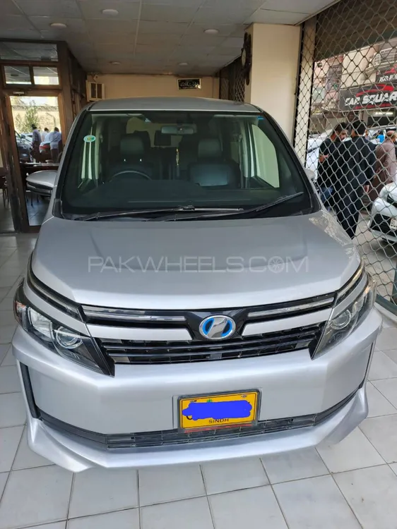 ٹویوٹا ووکسی 2015 for Sale in کراچی Image-1