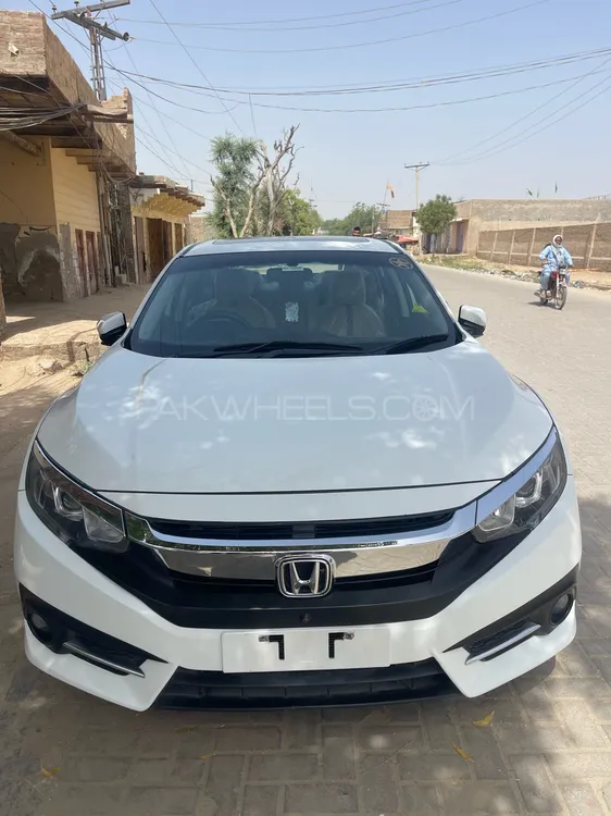 Honda Civic 2018 for Sale in Karachi Image-1