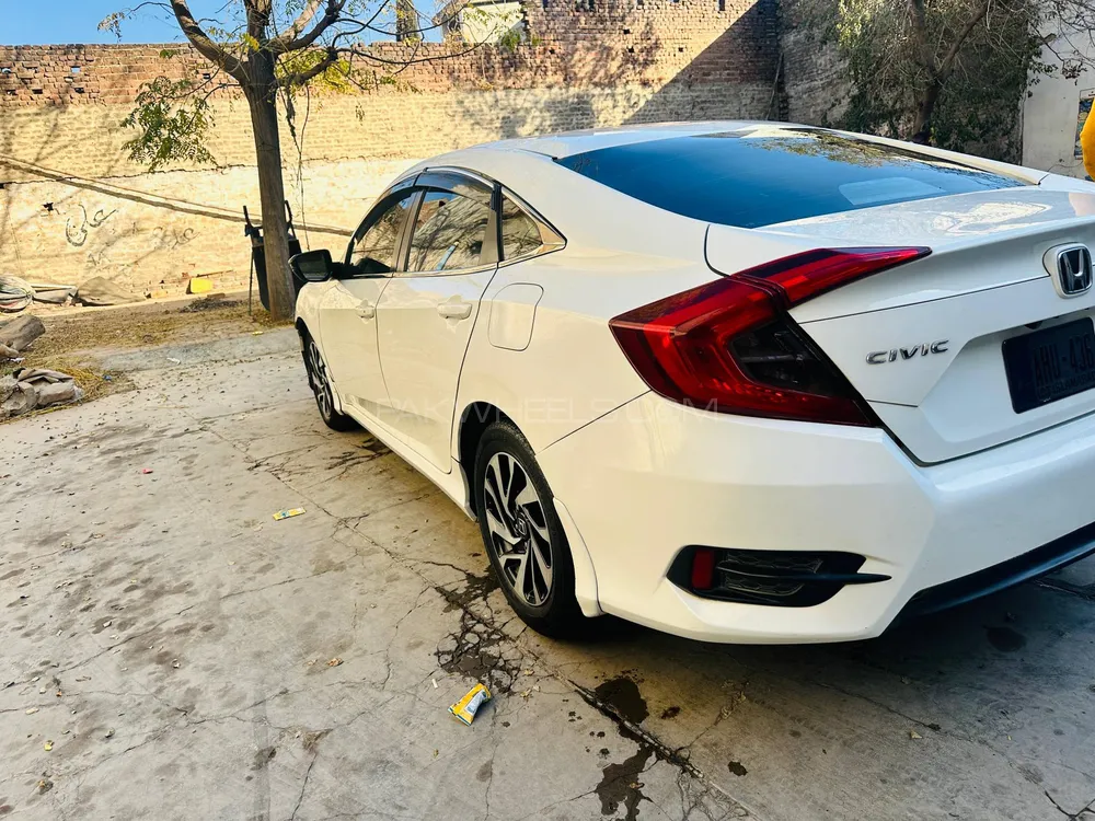 Honda Civic 2018 for Sale in Jhelum Image-1