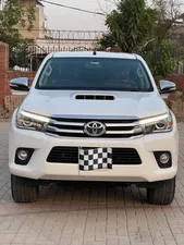 Toyota Hilux Revo V Automatic 3.0  2017 for Sale