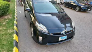 Toyota Prius S LED Edition 1.8 2011 for Sale