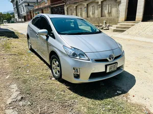 Toyota Prius S LED Edition 1.8 2011 for Sale