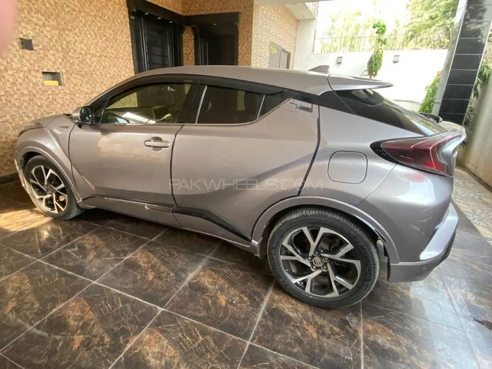 Toyota C-HR 2016 for Sale in Lahore Image-1