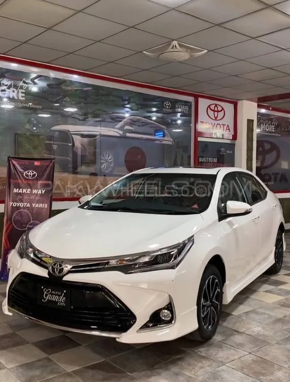 Toyota Corolla 2025 for Sale in Lahore Image-1