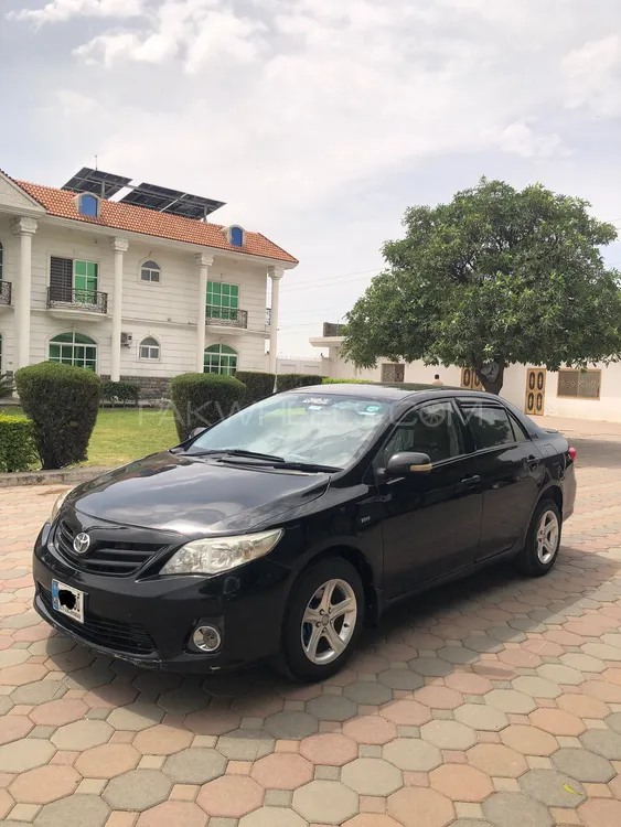 Toyota Corolla 2013 for Sale in Islamabad Image-1