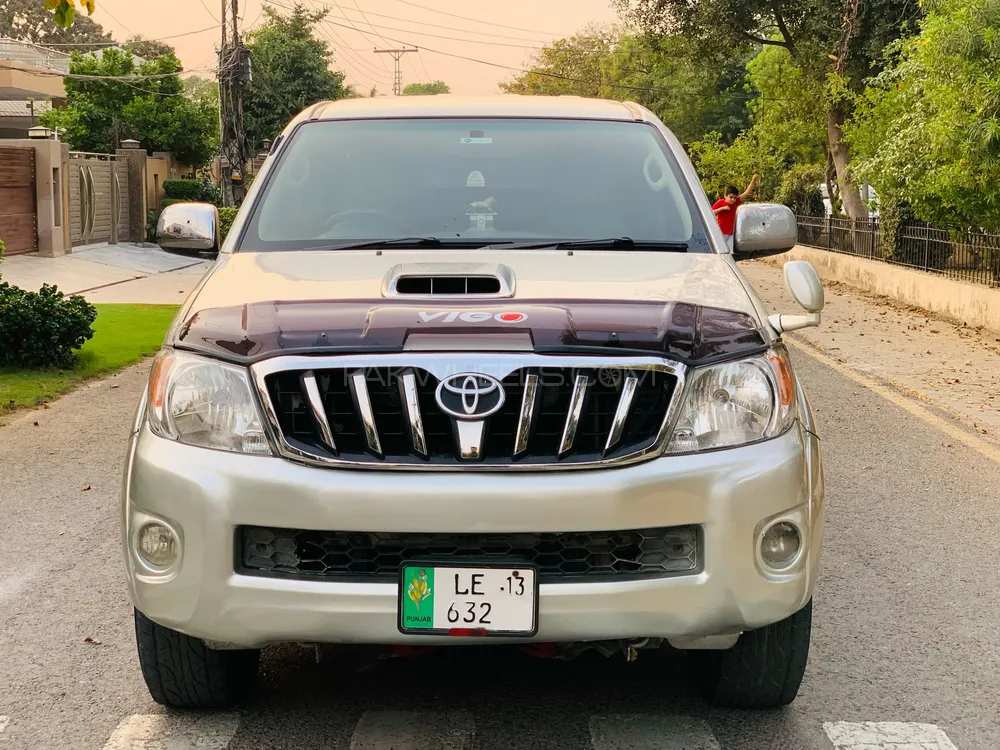 Toyota Hilux 2009 for Sale in Lahore Image-1
