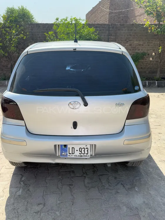 Toyota Vitz 2003 for Sale in Peshawar Image-1