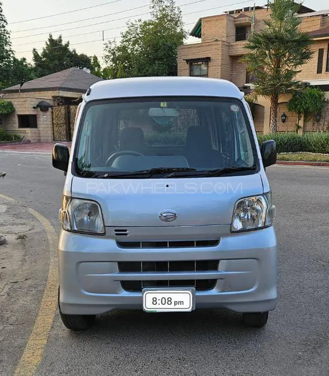Daihatsu Hijet 2011 for Sale in Faisalabad Image-1