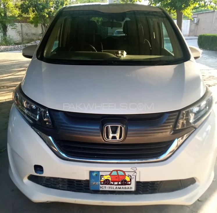 Honda Freed 2017 for Sale in Rawalpindi Image-1