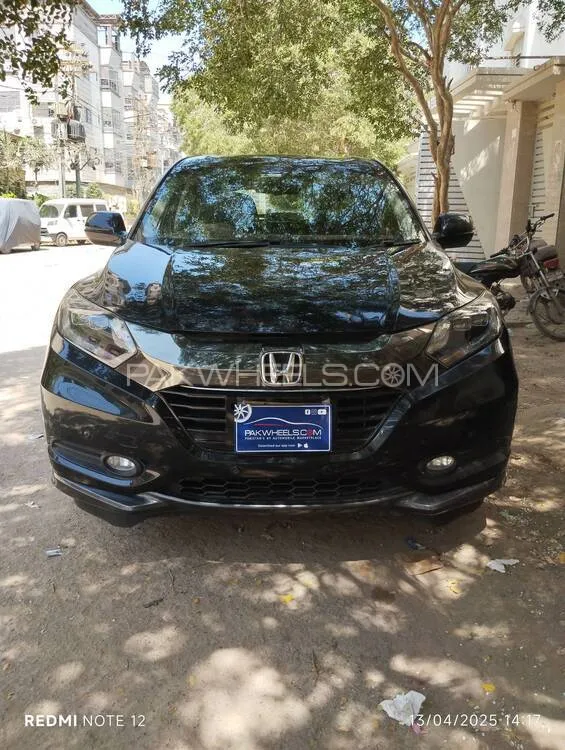 Honda Vezel 2016 for Sale in Karachi Image-1