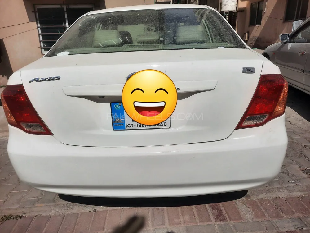 Toyota Corolla Axio 2007 for Sale in Islamabad Image-1