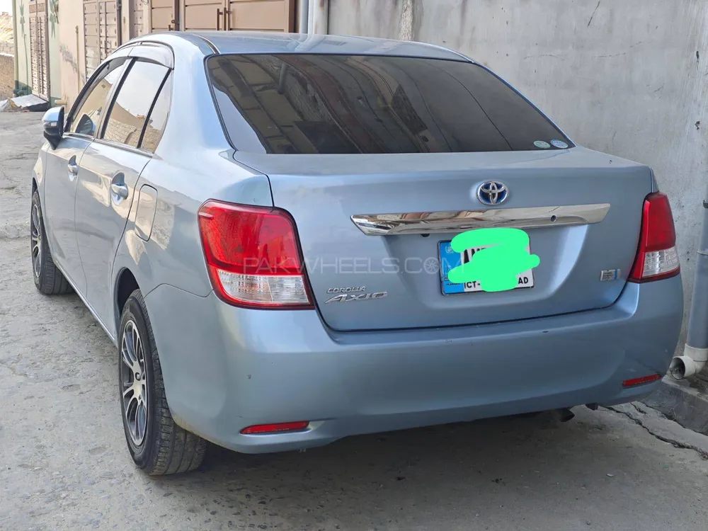 Toyota Corolla Axio 2014 for Sale in Islamabad Image-1