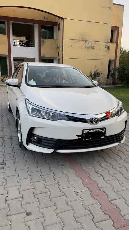 Toyota Corolla 2019 for Sale in Islamabad Image-1