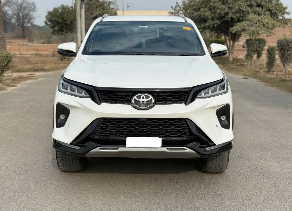 Toyota Fortuner 2022 for Sale in Lahore Image-1