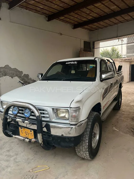 ٹویوٹا ہائیلکس 2000 for Sale in ڈیرہ اسماعیل خان Image-1