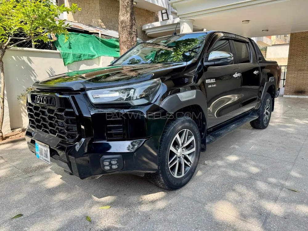 Toyota Hilux 2018 for Sale in Islamabad Image-1