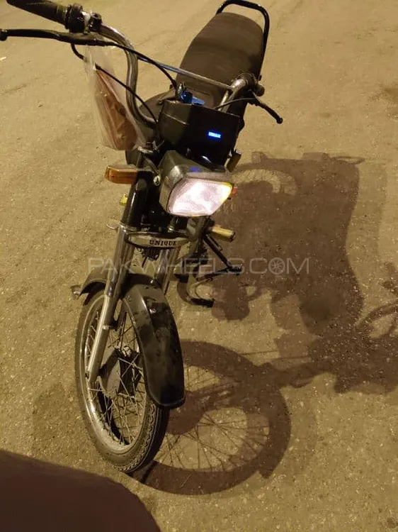 Unique Xtreme UD 70 2008 for Sale Image-1