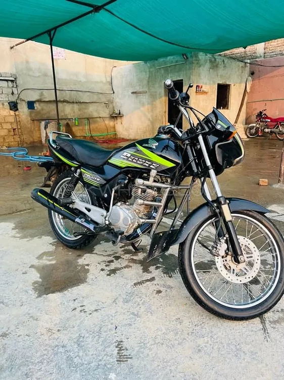 Honda CG 125 Deluxe 2018 for Sale Image-1