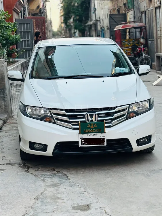 Honda City 2016 for Sale in Faisalabad Image-1