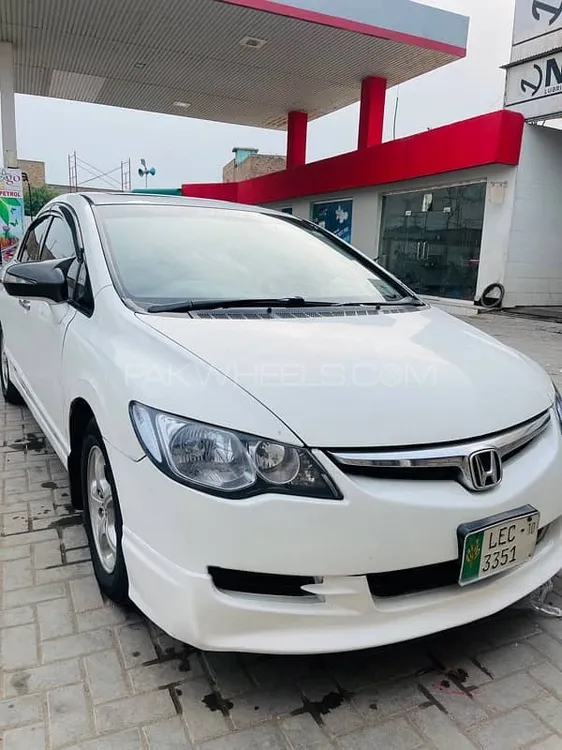 Honda Civic 2010 for Sale in Peshawar Image-1