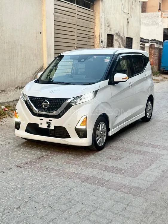 Nissan Dayz 2022 for Sale in Sialkot Image-1