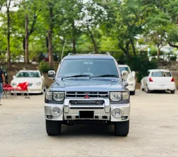 Mitsubishi Pajero Exceed 3.5 1998 for Sale