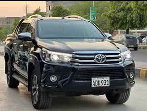 Toyota Hilux Revo V Automatic 2.8 2021 for Sale