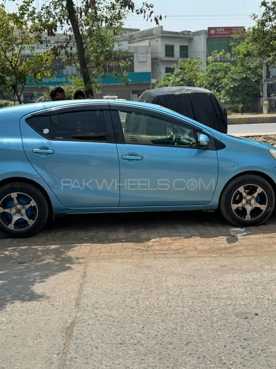 ٹویوٹا اکوا 2012 for Sale in اسلام آباد Image-1