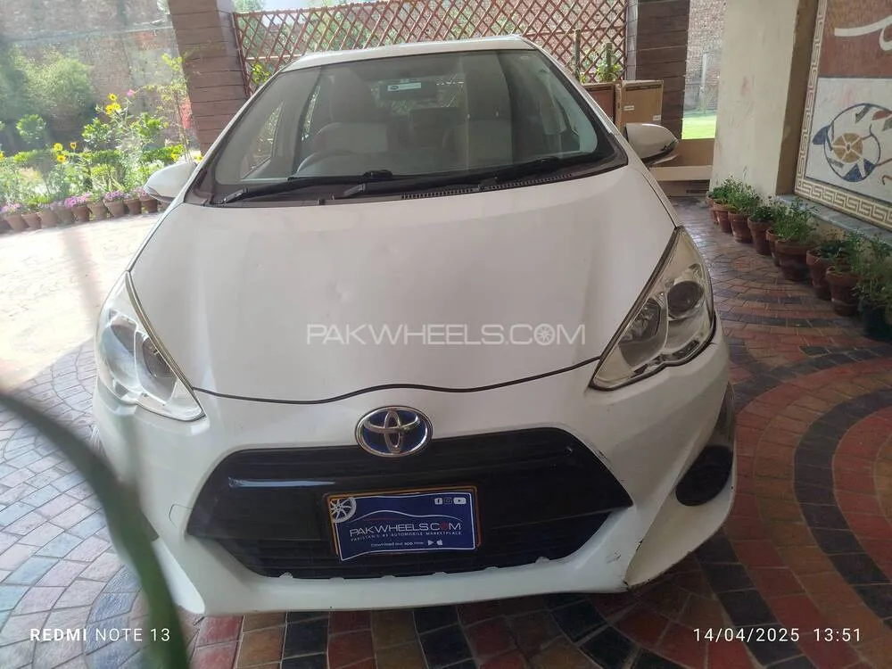 Toyota Aqua 2015 for Sale in Lahore Image-1