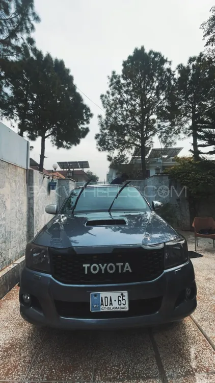 Toyota Hilux 2012 for Sale in Islamabad Image-1