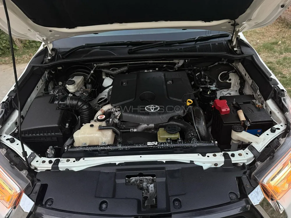 Toyota Hilux 2021 for Sale in Lahore Toyota Hilux 2021 for Sale in Lahore Image-16
