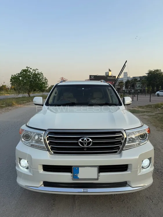 Toyota Land Cruiser 2012 for Sale in Islamabad Image-1