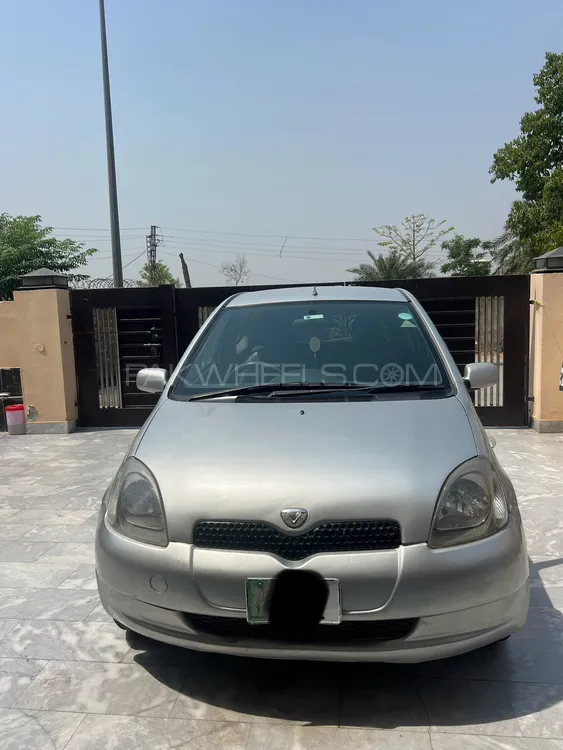 Toyota Vitz 1999 for Sale in Lahore Image-1