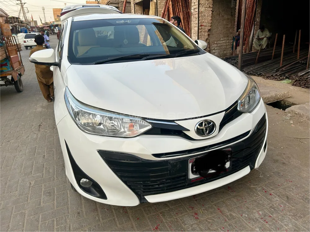 Toyota Yaris Sedan 2020 for Sale in Larkana Image-1