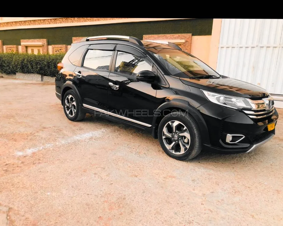 Honda BR-V 2021 for Sale in Moro Image-1